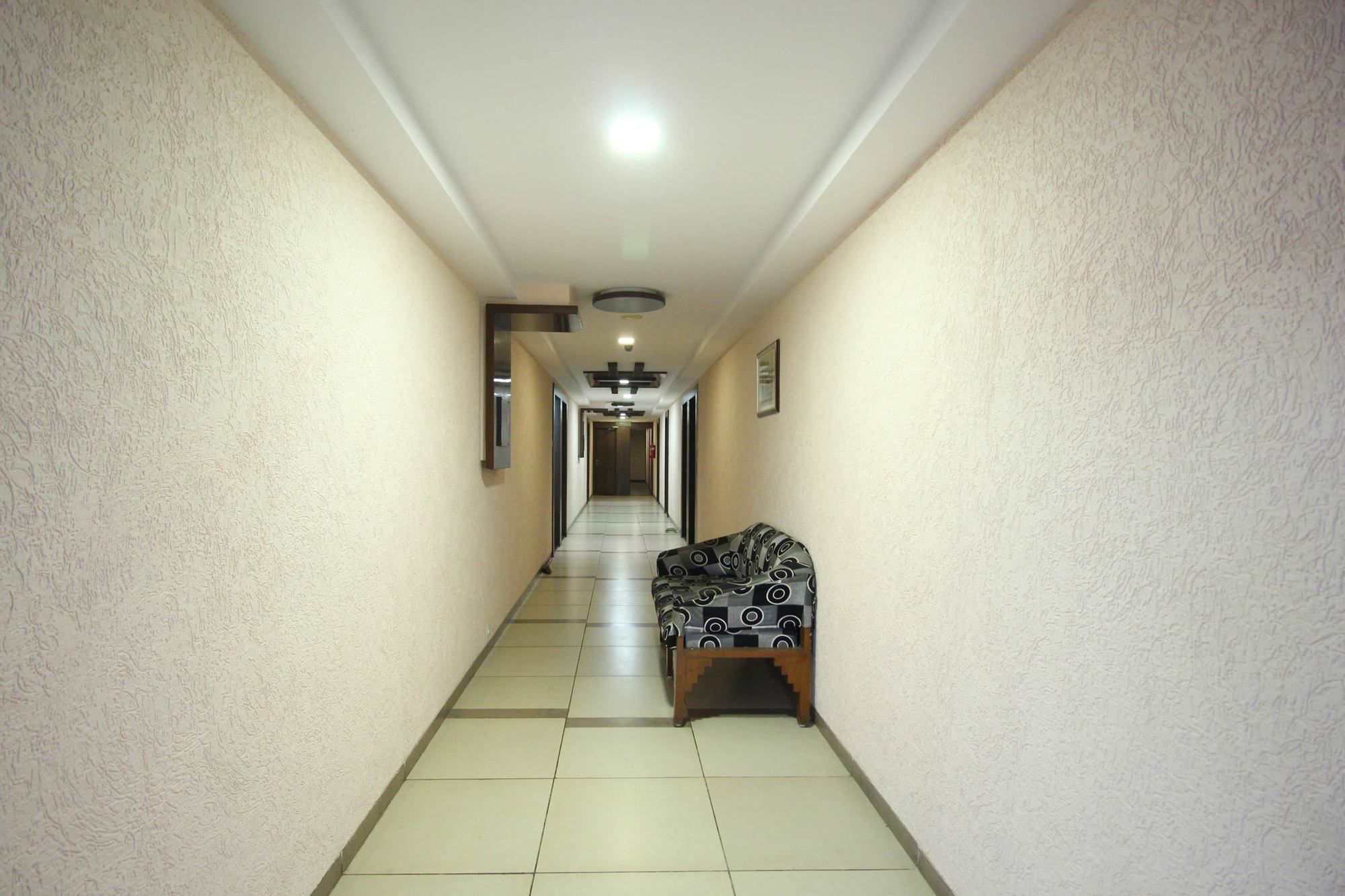 Oyo 4161 Hotel Shailly Inn Ahmedabad Esterno foto